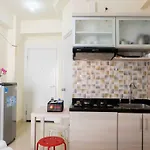 Cozy Studio Apartment Connected To Mall At Green Pramuka City By Travelio